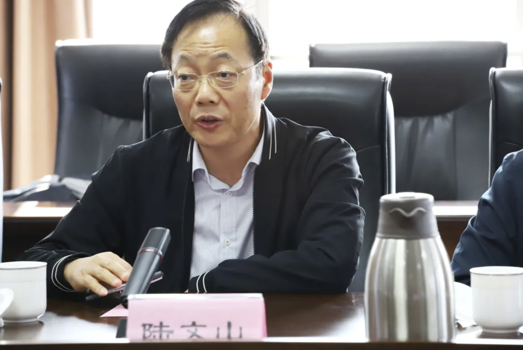 1616382125703033919.png 4.png